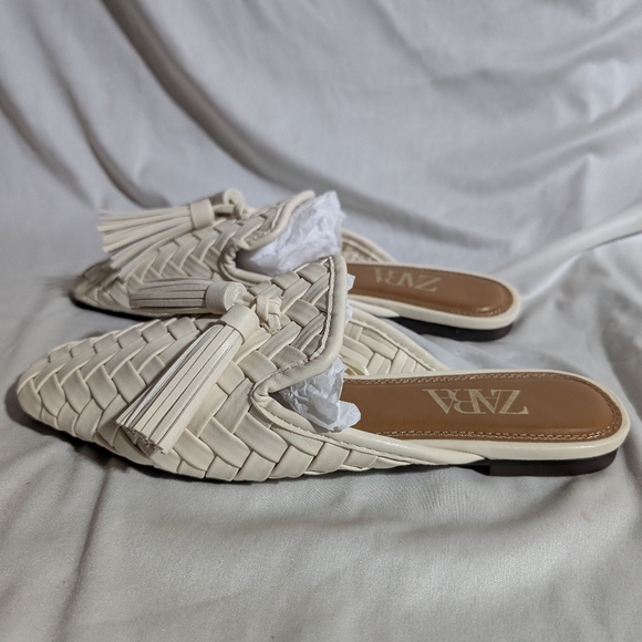 NWT Zara Women Off White Mule Clog Suede Tassel Woven Flat Eur 37 US 6.5 - Picture 4 of 7